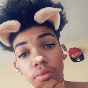 Meet your Posher, Stephen